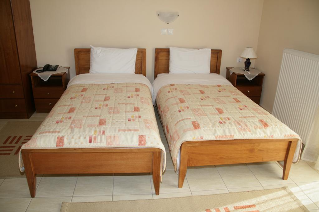 Elanthi Hostel kastoria Zimmer foto